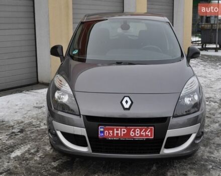 Серый Рено Сценик, объемом двигателя 1.6 л и пробегом 214 тыс. км за 7000 $, фото 1 на Automoto.ua