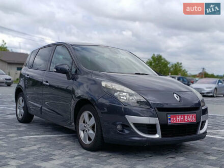Рено Сценик 2010 в Виннице на Automoto.ua Серый Рено Сценик, объемом двигателя 1.5 л и пробегом 217 тыс. км за 7500 $, фото 1 на Automoto.ua