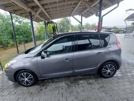 Серый Рено Сценик, объемом двигателя 1.5 л и пробегом 330 тыс. км за 5600 $, фото 1 на Automoto.ua