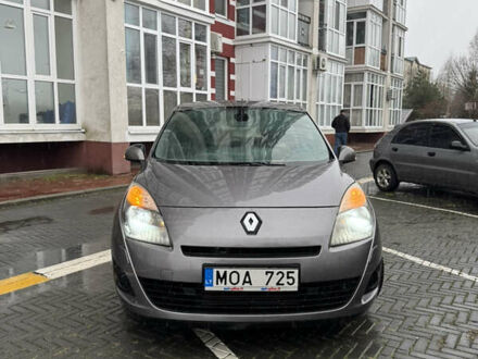 Серый Рено Сценик, объемом двигателя 1.9 л и пробегом 343 тыс. км за 5199 $, фото 1 на Automoto.ua