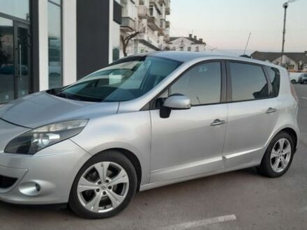 Сірий Рено Сценік, об'ємом двигуна 2 л та пробігом 255 тис. км за 8190 $, фото 1 на Automoto.ua