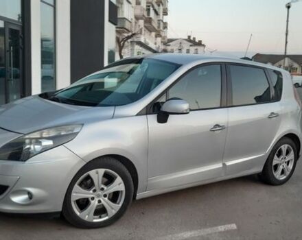 Серый Рено Сценик, объемом двигателя 2 л и пробегом 255 тыс. км за 8190 $, фото 1 на Automoto.ua