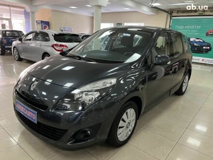 Серый Рено Сценик, объемом двигателя 1.9 л и пробегом 276 тыс. км за 8300 $, фото 1 на Automoto.ua