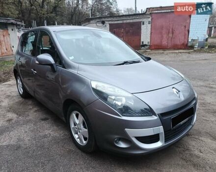 Серый Рено Сценик, объемом двигателя 1.5 л и пробегом 222 тыс. км за 7000 $, фото 1 на Automoto.ua