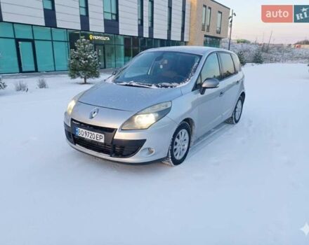 Серый Рено Сценик, объемом двигателя 1.5 л и пробегом 309 тыс. км за 5900 $, фото 1 на Automoto.ua