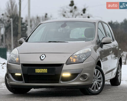 Серый Рено Сценик, объемом двигателя 1.46 л и пробегом 299 тыс. км за 6650 $, фото 1 на Automoto.ua