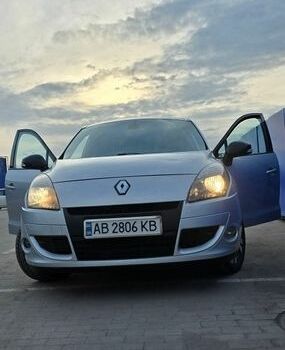 Серый Рено Сценик, объемом двигателя 1.46 л и пробегом 255 тыс. км за 8500 $, фото 1 на Automoto.ua