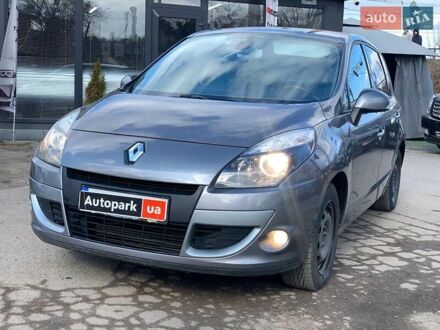 Рено Сценик 2011 в Виннице на Automoto.ua Серый Рено Сценик, объемом двигателя 1.4 л и пробегом 207 тыс. км за 7690 $, фото 1 на Automoto.ua