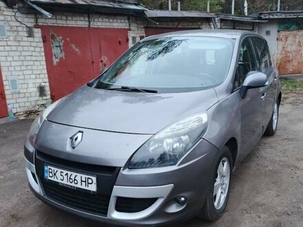 Серый Рено Сценик, объемом двигателя 1.5 л и пробегом 222 тыс. км за 7000 $, фото 1 на Automoto.ua