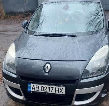 Серый Рено Сценик, объемом двигателя 1.6 л и пробегом 188 тыс. км за 6700 $, фото 1 на Automoto.ua