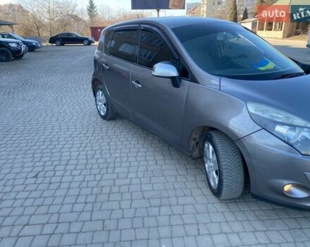 Сірий Рено Сценік, об'ємом двигуна 1.5 л та пробігом 302 тис. км за 5450 $, фото 1 на Automoto.ua