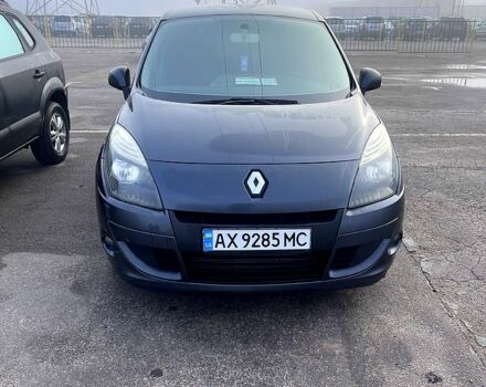 Сірий Рено Сценік, об'ємом двигуна 1.5 л та пробігом 300 тис. км за 5900 $, фото 1 на Automoto.ua