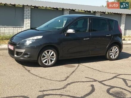 Сірий Рено Сценік, об'ємом двигуна 1.6 л та пробігом 280 тис. км за 7700 $, фото 1 на Automoto.ua