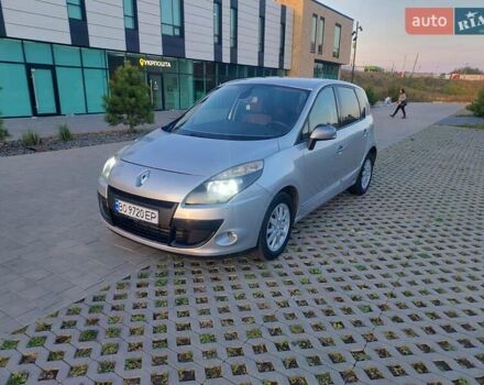 Сірий Рено Сценік, об'ємом двигуна 1.46 л та пробігом 309 тис. км за 6000 $, фото 1 на Automoto.ua