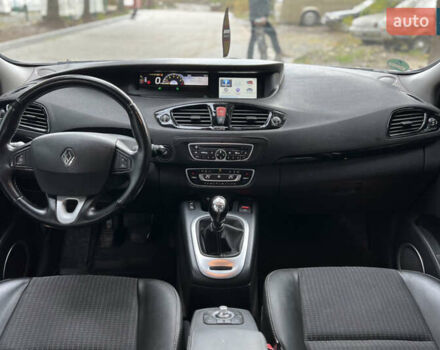 Сірий Рено Сценік, об'ємом двигуна 1.9 л та пробігом 235 тис. км за 7700 $, фото 1 на Automoto.ua