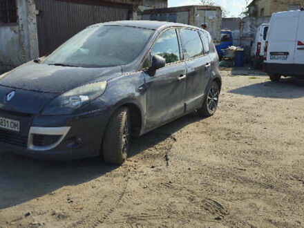 Серый Рено Сценик, объемом двигателя 1.46 л и пробегом 270 тыс. км за 4200 $, фото 1 на Automoto.ua