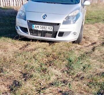 Сірий Рено Сценік, об'ємом двигуна 1.6 л та пробігом 243 тис. км за 12000 $, фото 1 на Automoto.ua