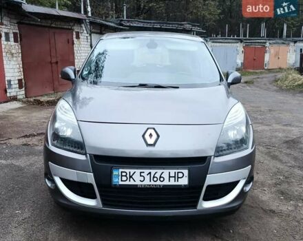 Серый Рено Сценик, объемом двигателя 1.5 л и пробегом 222 тыс. км за 7000 $, фото 1 на Automoto.ua