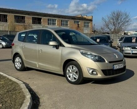 Серый Рено Сценик, объемом двигателя 1.46 л и пробегом 266 тыс. км за 7800 $, фото 1 на Automoto.ua