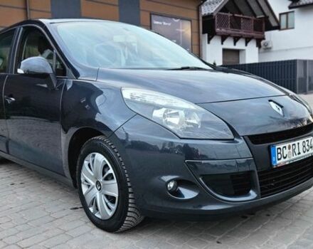 Серый Рено Сценик, объемом двигателя 1.6 л и пробегом 139 тыс. км за 8350 $, фото 1 на Automoto.ua