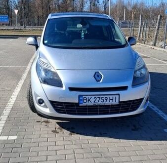 Сірий Рено Сценік, об'ємом двигуна 1.6 л та пробігом 234 тис. км за 7200 $, фото 1 на Automoto.ua