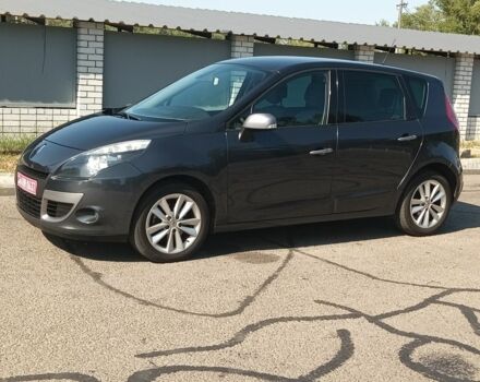 Серый Рено Сценик, объемом двигателя 1.6 л и пробегом 280 тыс. км за 7700 $, фото 1 на Automoto.ua