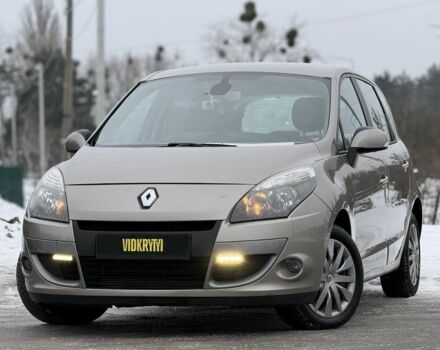 Серый Рено Сценик, объемом двигателя 1.5 л и пробегом 299 тыс. км за 6650 $, фото 1 на Automoto.ua