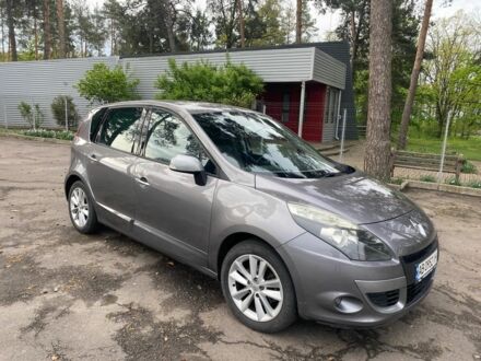 Рено Сценик 2011 в Виннице на Automoto.ua Серый Рено Сценик, объемом двигателя 1.4 л и пробегом 207 тыс. км за 7300 $, фото 1 на Automoto.ua