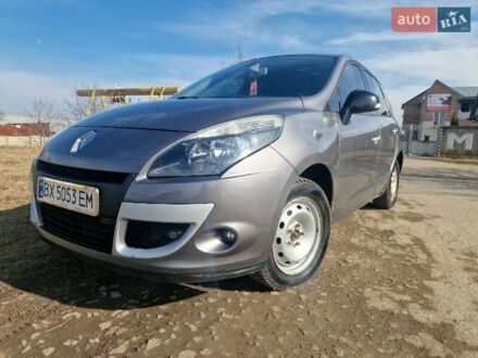 Рено Сценик 2011 в Хмельницком на Automoto.ua Серый Рено Сценик, объемом двигателя 1.6 л и пробегом 262 тыс. км за 7200 $, фото 1 на Automoto.ua