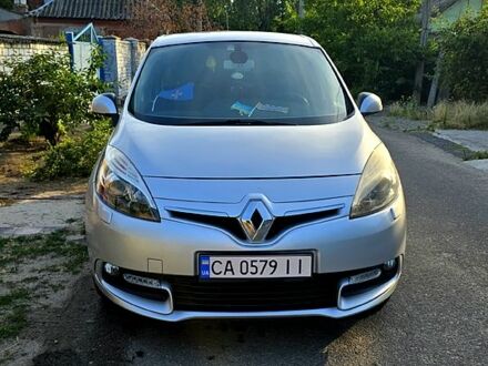Сірий Рено Сценік, об'ємом двигуна 1.6 л та пробігом 238 тис. км за 8300 $, фото 1 на Automoto.ua
