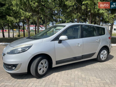 Рено Сценик 2012 в Ровно на Automoto.ua Серый Рено Сценик, объемом двигателя 1.5 л и пробегом 157 тыс. км за 8600 $, фото 1 на Automoto.ua