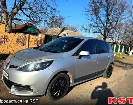 Серый Рено Сценик, объемом двигателя 1.5 л и пробегом 280 тыс. км за 6100 $, фото 1 на Automoto.ua