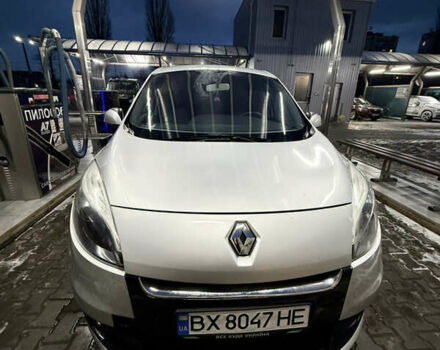 Сірий Рено Сценік, об'ємом двигуна 1.46 л та пробігом 250 тис. км за 8000 $, фото 1 на Automoto.ua