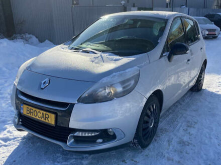 Сірий Рено Сценік, об'ємом двигуна 1.5 л та пробігом 222 тис. км за 7900 $, фото 1 на Automoto.ua