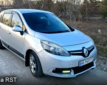 Серый Рено Сценик, объемом двигателя 1.5 л и пробегом 273 тыс. км за 7900 $, фото 1 на Automoto.ua