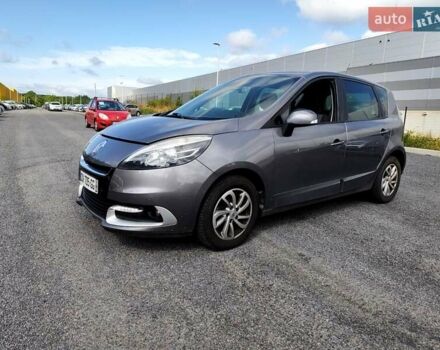 Серый Рено Сценик, объемом двигателя 1.5 л и пробегом 175 тыс. км за 8300 $, фото 1 на Automoto.ua