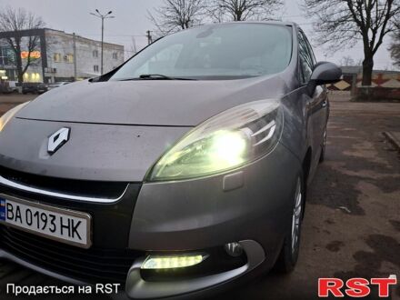 Серый Рено Сценик, объемом двигателя 1.5 л и пробегом 198 тыс. км за 8150 $, фото 1 на Automoto.ua