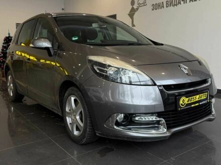 Серый Рено Сценик, объемом двигателя 1.6 л и пробегом 231 тыс. км за 8700 $, фото 1 на Automoto.ua