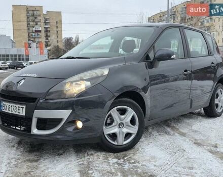 Серый Рено Сценик, объемом двигателя 1.46 л и пробегом 287 тыс. км за 6300 $, фото 1 на Automoto.ua