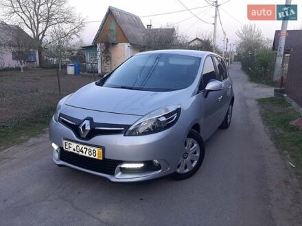 Рено Сценик 2013 в Виннице на Automoto.ua Серый Рено Сценик, объемом двигателя 1.5 л и пробегом 208 тыс. км за 7799 $, фото 1 на Automoto.ua
