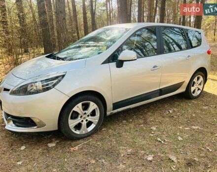 Сірий Рено Сценік, об'ємом двигуна 1.5 л та пробігом 263 тис. км за 5999 $, фото 1 на Automoto.ua