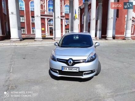 Рено Сценик 2014 в Кривом Роге на Automoto.ua Серый Рено Сценик, объемом двигателя 1.5 л и пробегом 243 тыс. км за 7999 $, фото 1 на Automoto.ua