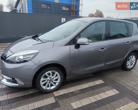 Серый Рено Сценик, объемом двигателя 1.46 л и пробегом 135 тыс. км за 9600 $, фото 1 на Automoto.ua