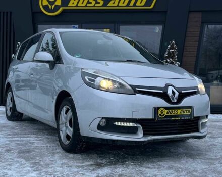 Серый Рено Сценик, объемом двигателя 1.5 л и пробегом 200 тыс. км за 9000 $, фото 1 на Automoto.ua