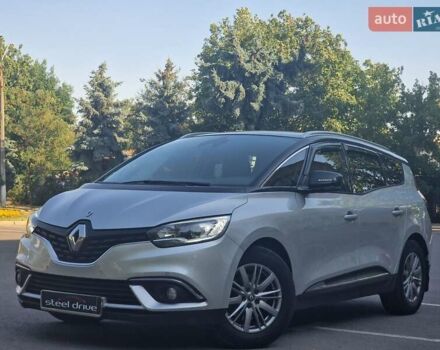Сірий Рено Сценік, об'ємом двигуна 1.46 л та пробігом 162 тис. км за 16690 $, фото 1 на Automoto.ua