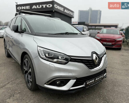 Серый Рено Сценик, объемом двигателя 1.6 л и пробегом 227 тыс. км за 16490 $, фото 1 на Automoto.ua