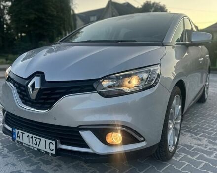 Серый Рено Сценик, объемом двигателя 1.46 л и пробегом 169 тыс. км за 11950 $, фото 1 на Automoto.ua