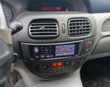 Синий Рено Сценик, объемом двигателя 2 л и пробегом 300 тыс. км за 1800 $, фото 5 на Automoto.ua