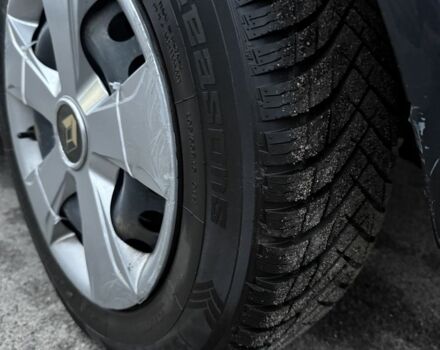 Синий Рено Сценик, объемом двигателя 1.5 л и пробегом 300 тыс. км за 1900 $, фото 11 на Automoto.ua