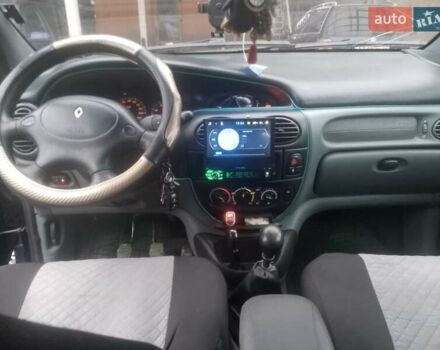 Синий Рено Сценик, объемом двигателя 1.6 л и пробегом 300 тыс. км за 3000 $, фото 13 на Automoto.ua